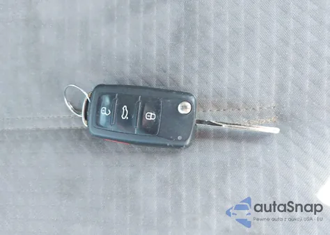 2017 Volkswagen Jetta 1.4T S z USA, uszkodzony, nr VIN 3VW2B7AJXHM321309